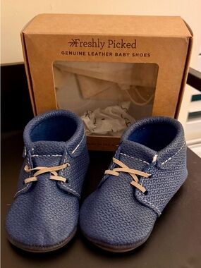 Freshly Picked Navy Blue Leather Baby Moccasins with Tan Laces